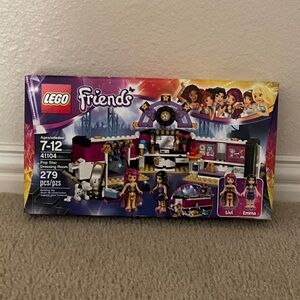 LEGO Friends Pop Star Dressing Room Set - Purple and Black
